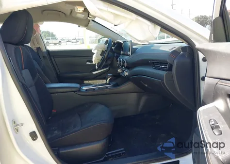 2022 Nissan Sentra Sr Xtronic Cvt z USA, uszkodzony, nr VIN 3N1AB8DV4NY312230